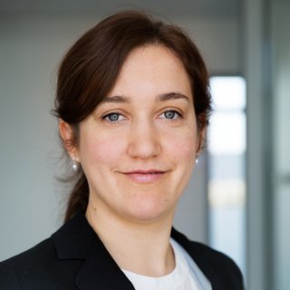 Portraitfoto von Dr. Jule Plawitzki-Beyer