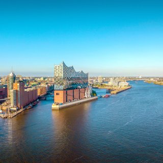 Ansicht von Hamburg mit Elbphilharmonie